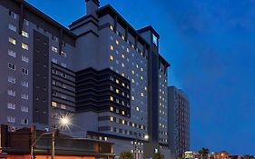 Ibis Budget Curitiba Centro 2*